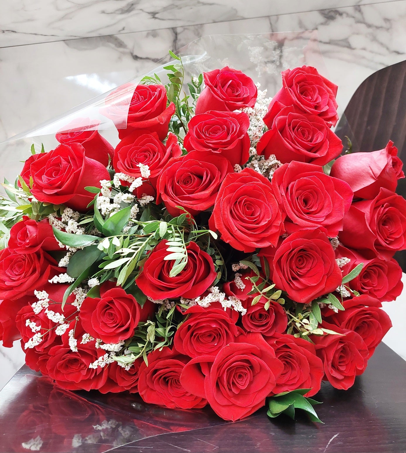 RAMO DE ROSAS ROJAS PREMIUM