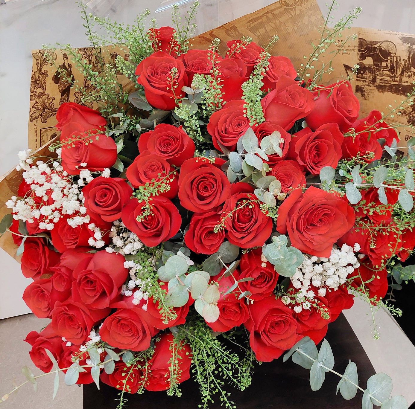 RAMO DE ROSAS ROJAS PREMIUM